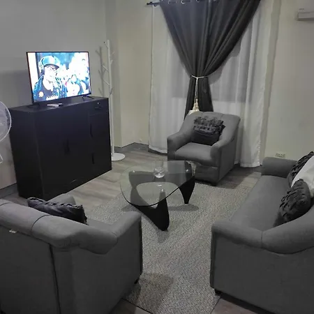 Ldn Pinecrest Two-Room Suite