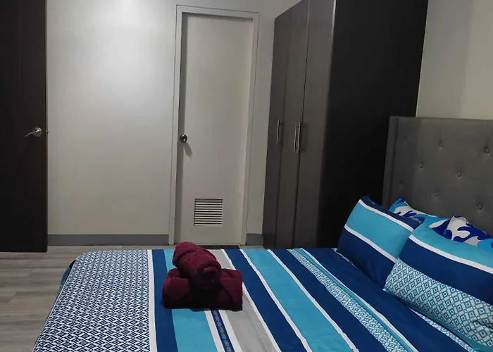 Ldn Pinecrest Two-room 3*